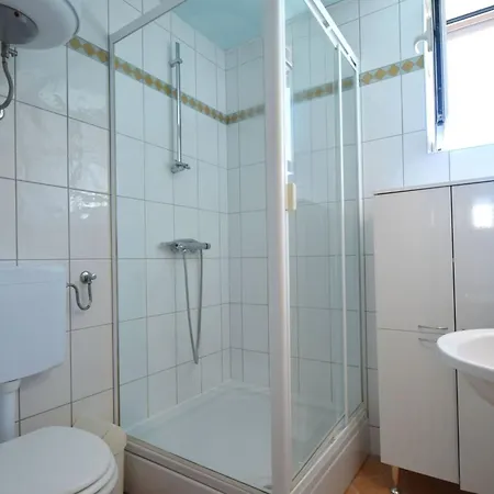 Jelica 4 By Interhome Njivice