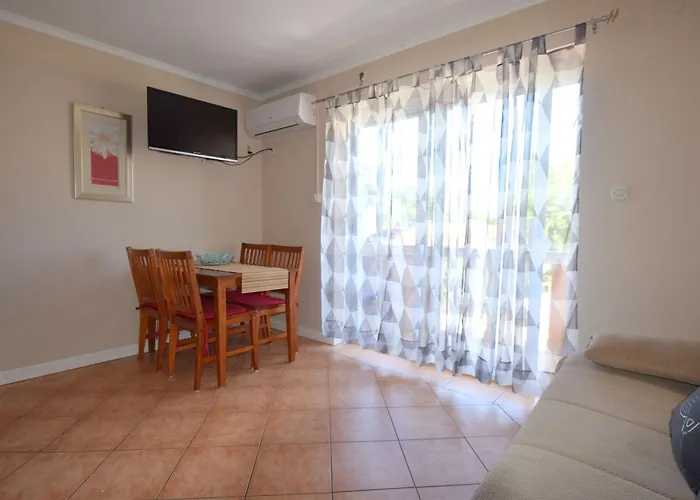 Appartement Jelica 4 By Interhome Njivice