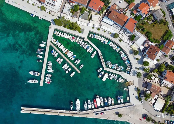 Jelica 4 By Interhome Njivice